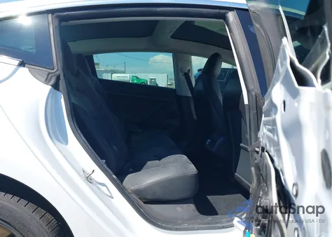 2020 Tesla Model 3 Standard Range Plus Rear-Wheel Drive/Standard Range Rear-Wheel Drive from USA, damaged, VIN 5YJ3E1EA2LF740502